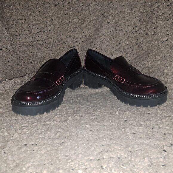 THE WISHBONE COLLECTION-Burgundy Patent Leather Penny Loafers-Sz 6.5-Near Mint - Picture 4 of 8